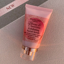 Cargar imagen en el visor de la galería, BLOOMS &amp; CRANBERRIES Exfoliating Facial Scrub with Saffron
